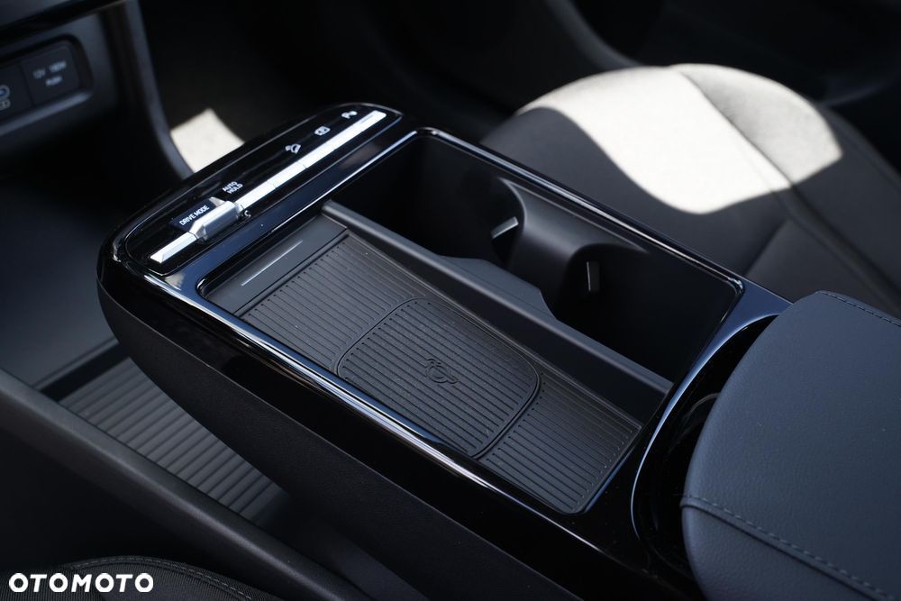 Hyundai Tucson 1.6 T-GDi HEV Smart 2WD - 25