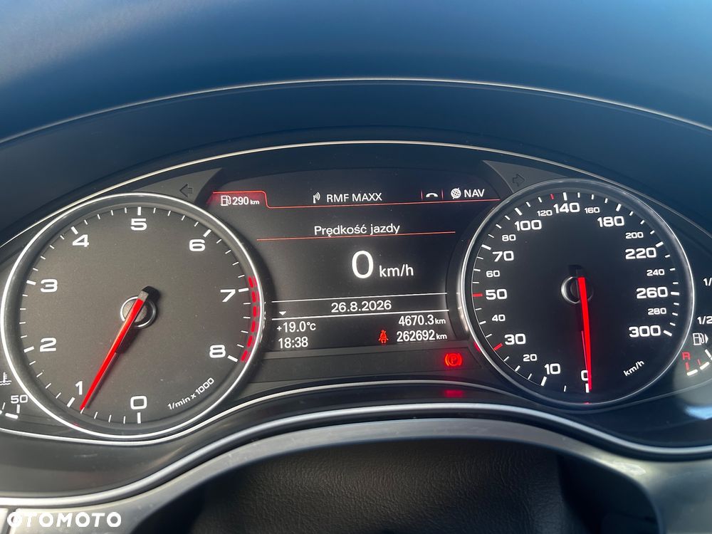 Audi A6 Avant - 16
