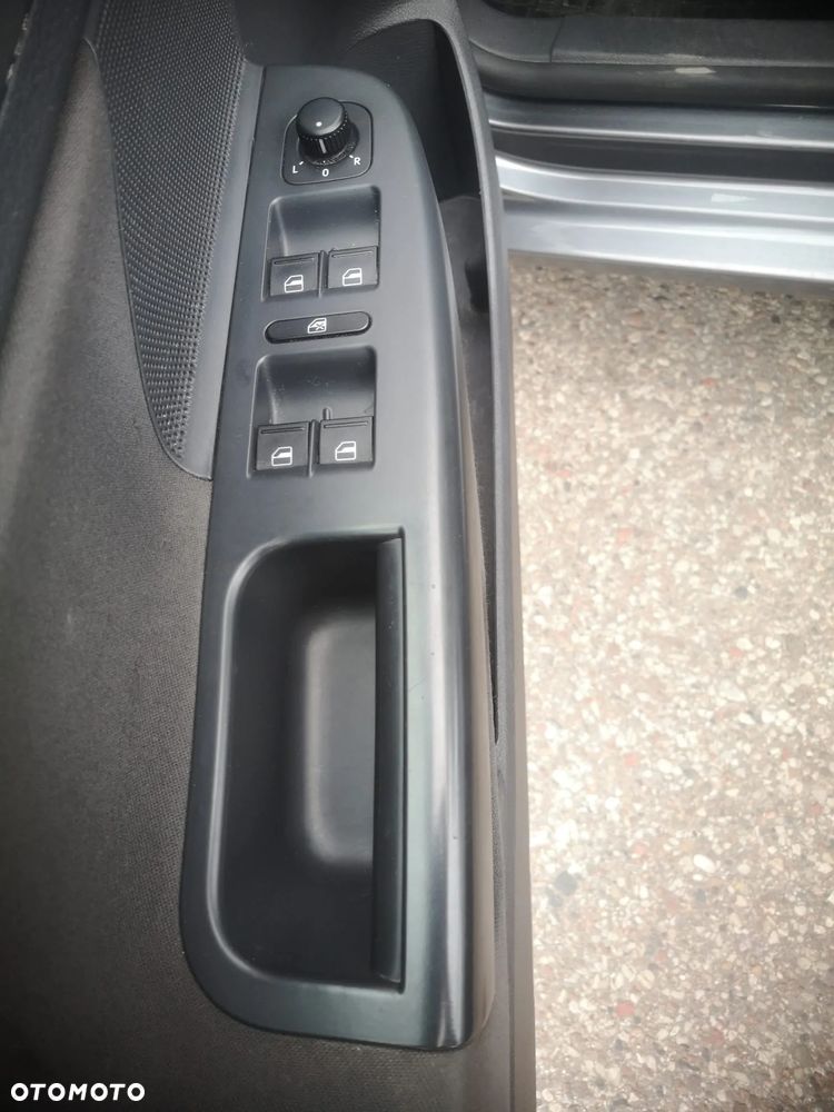 Volkswagen Golf Variant 1.9 TDI DPF Comfortline - 33