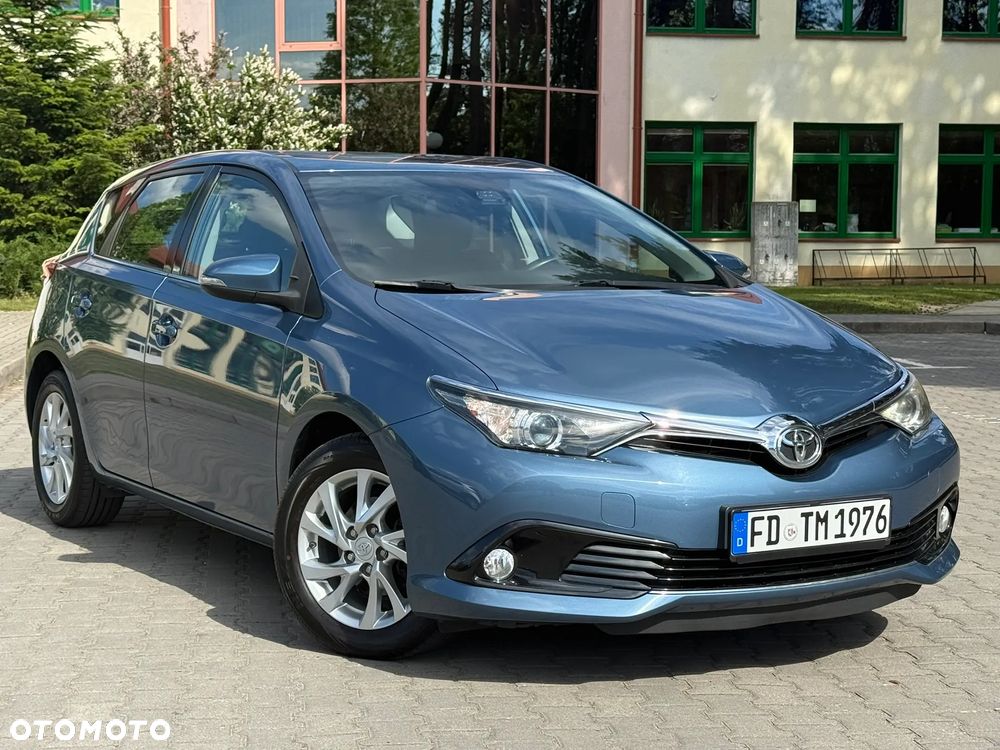 Toyota Auris 1.2 Turbo Edition S+ - 3