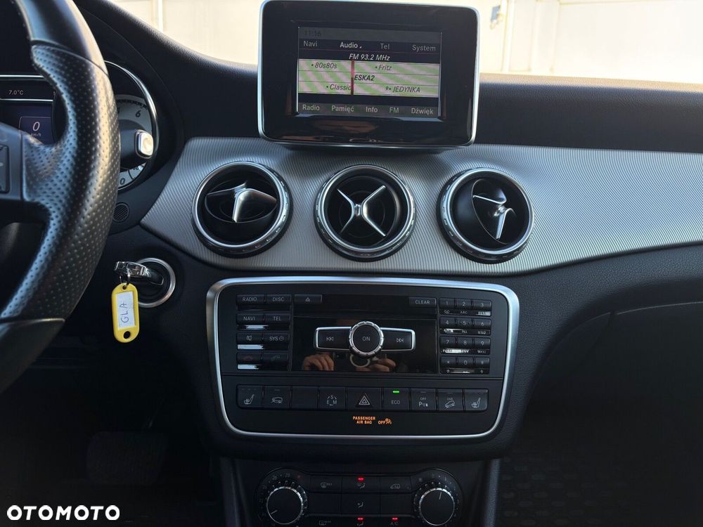 Mercedes-Benz GLA 250 4-Matic Style - 11