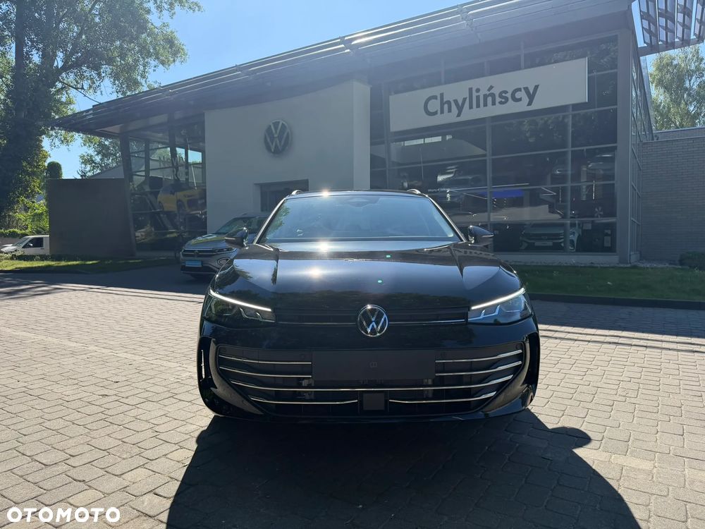 Volkswagen Passat Variant 2.0 TDI SCR Business Plus DSG - 2