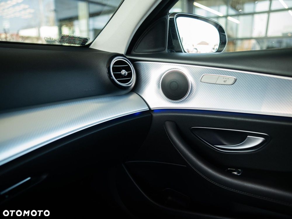 Mercedes-Benz Klasa E 200 d Business Edition 9G-TRONIC - 28