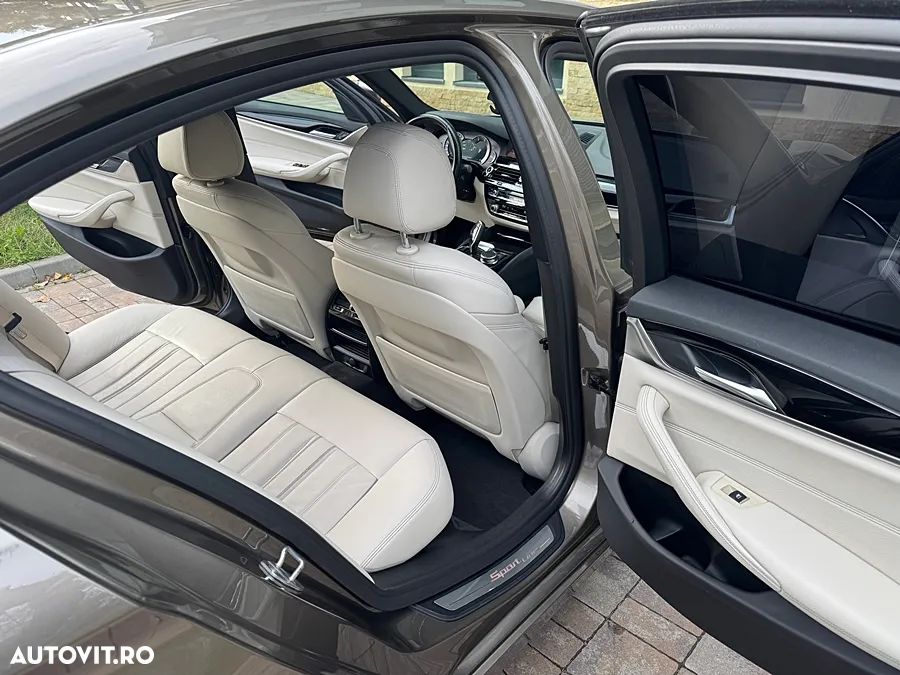 BMW Seria 5 520d Aut. Sport Line - 6