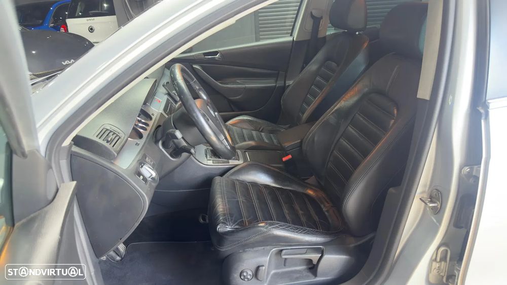VW Passat Variant 2.0 TDI Highline - 14