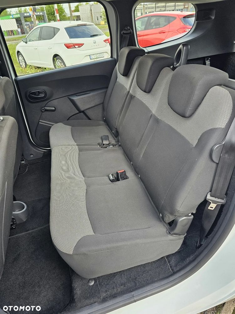Dacia Lodgy - 30