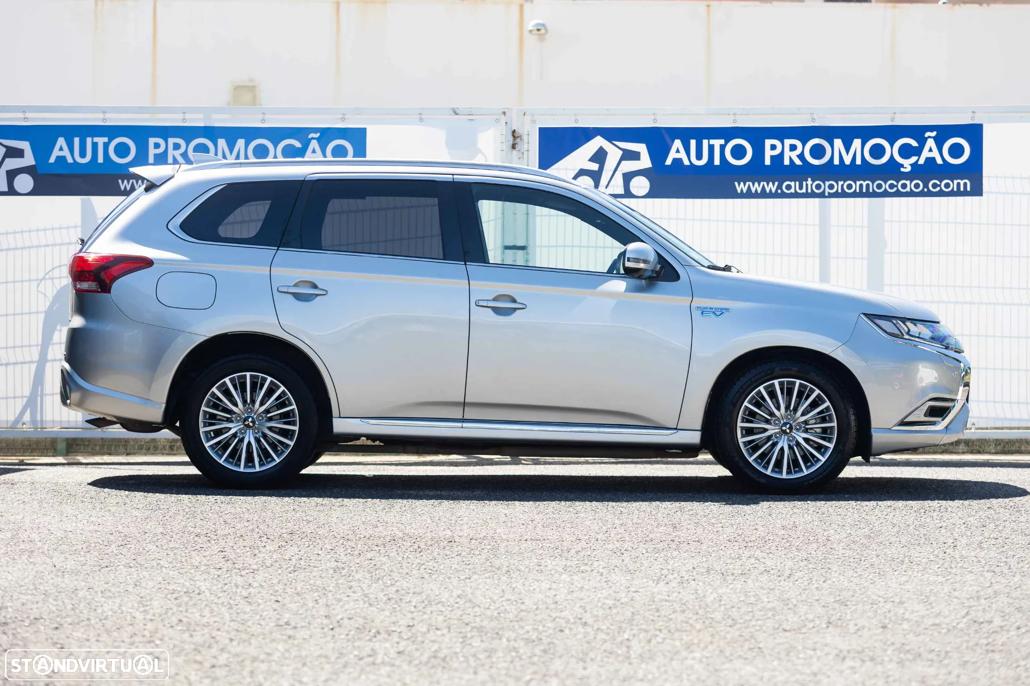 Mitsubishi Outlander 2.0 PHEV Instyle - 5