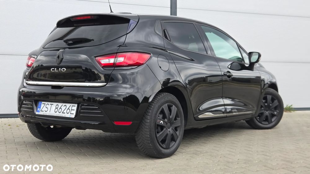 Renault Clio 1.2 16V Limited - 14