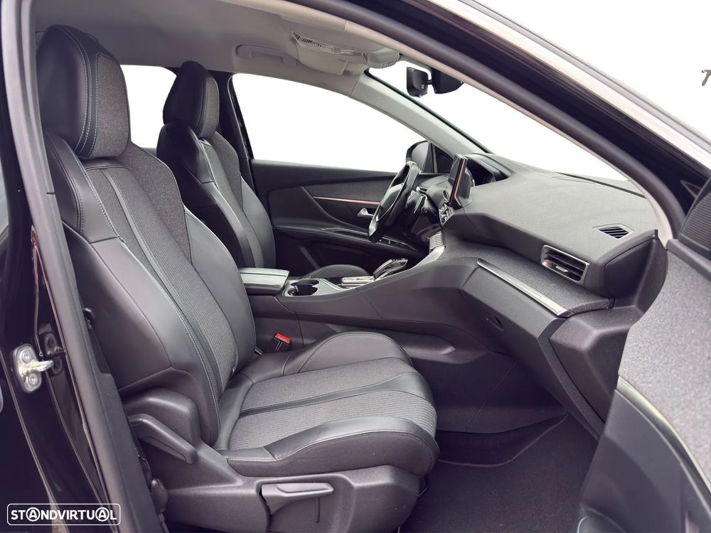Peugeot 3008 225 e-EAT8 Allure - 15