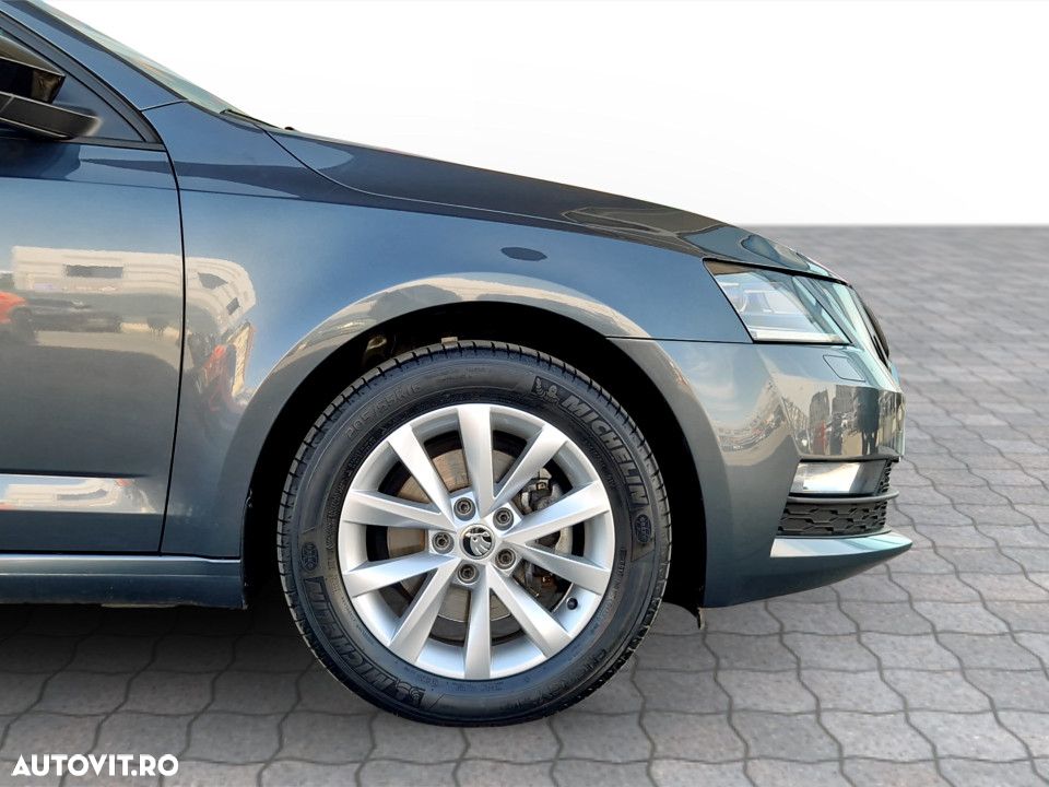 Skoda Octavia 1.5 TSI DSG Mild Hybrid Style - 10