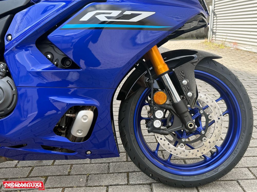 Yamaha YZF R7 - 10