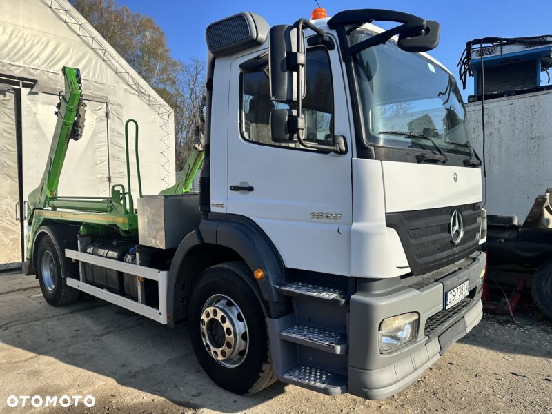 Mercedes-Benz AXOR1829 - 1