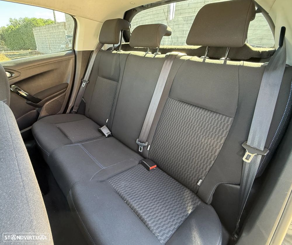 Peugeot 208 1.6 BlueHDi Style - 9