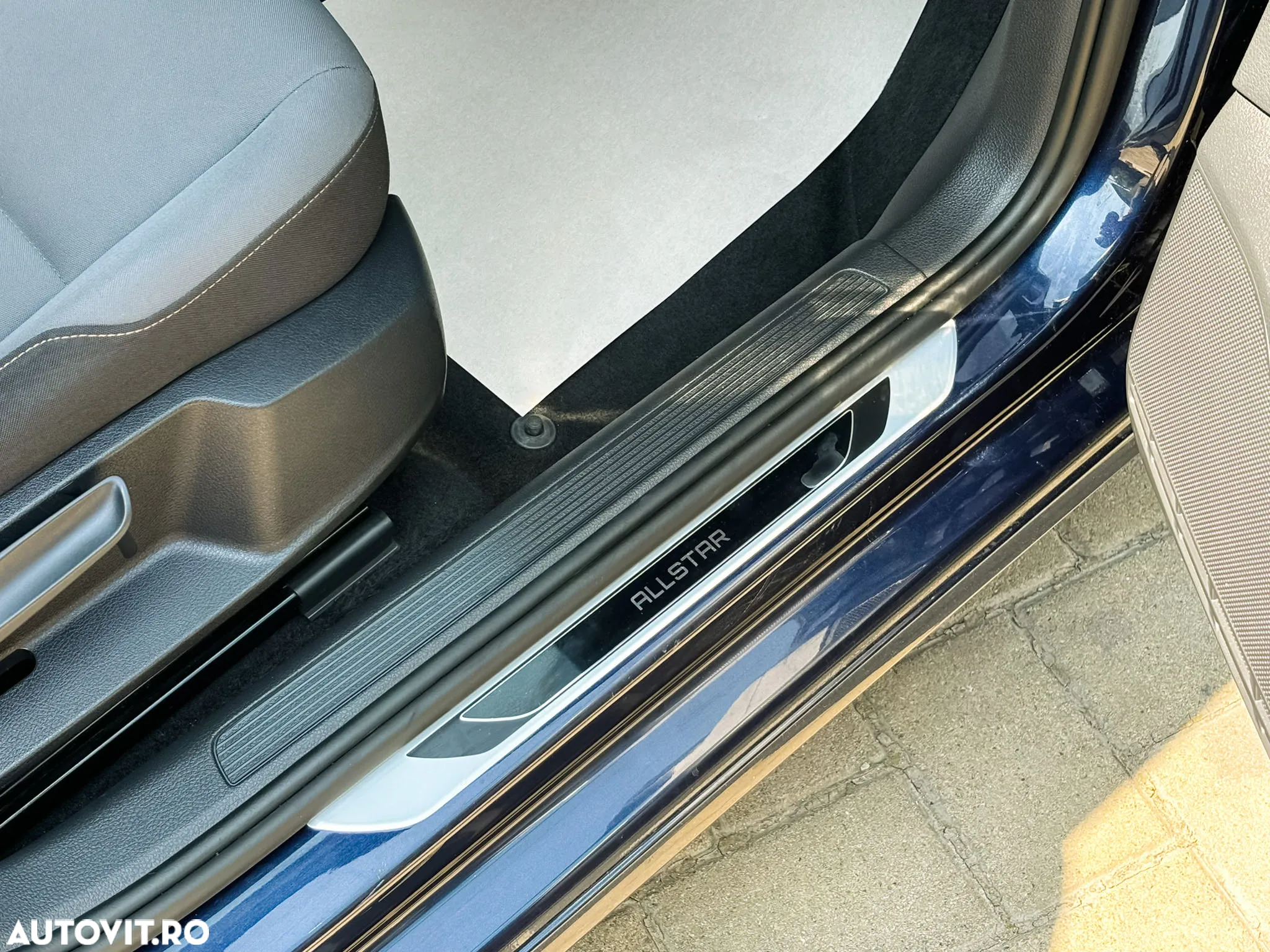 Volkswagen Golf 2.0 TDI BlueMotion Technology DSG Allstar - 21