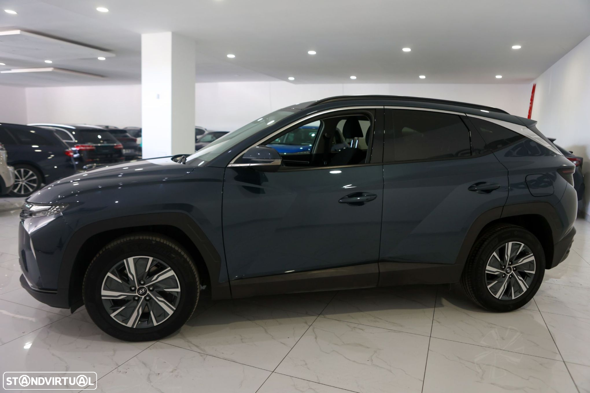Hyundai Tucson 1.6 T-GDI HEV Premium - 4
