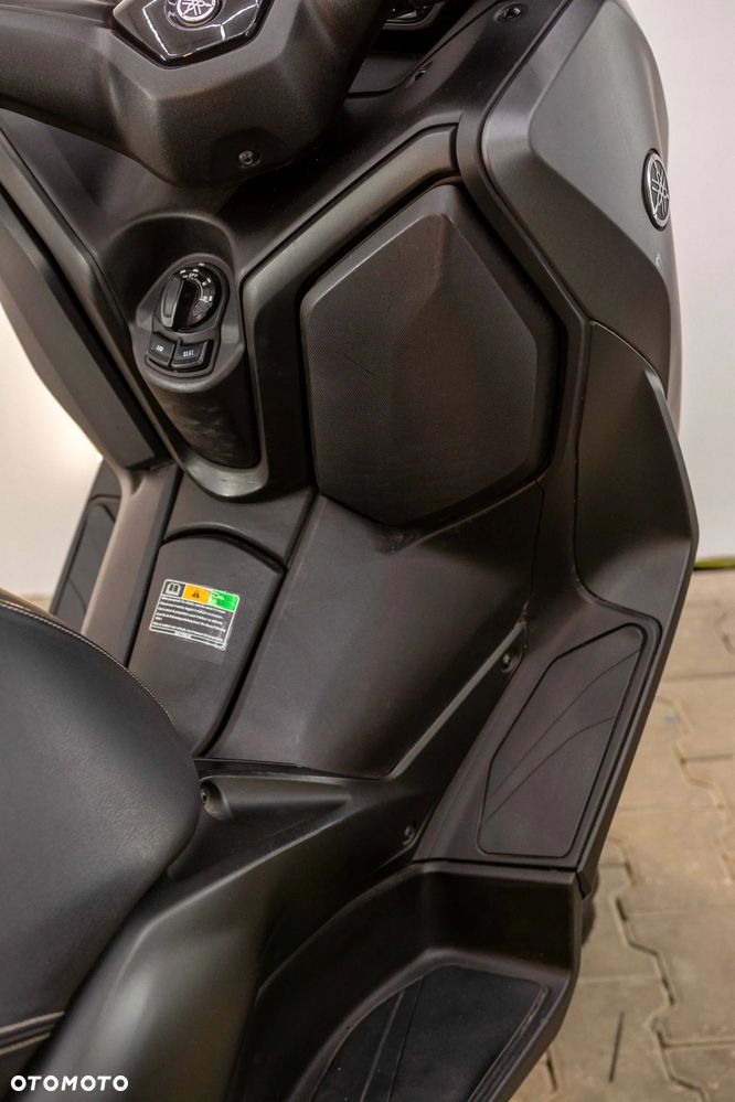 Yamaha X-max - 33