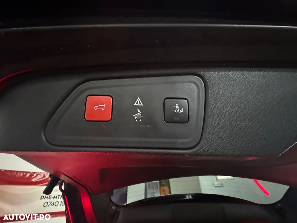 Peugeot 3008 THP 165 EAT6 Stop & Start Crossway - 23