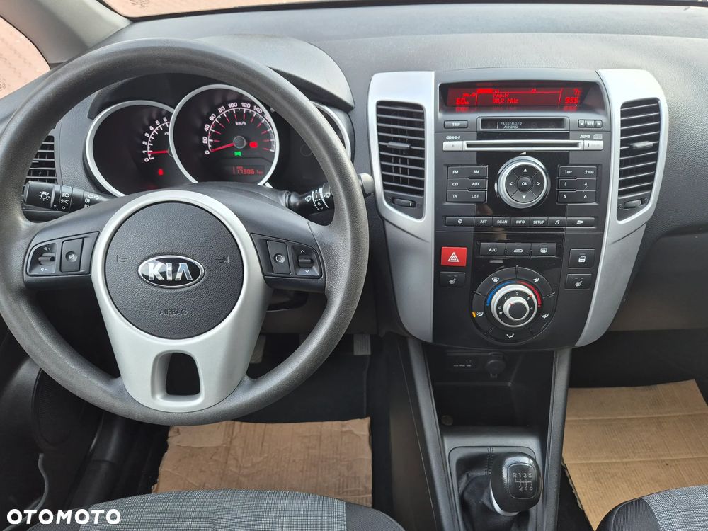 Kia Venga 1.6 Business Line - 28