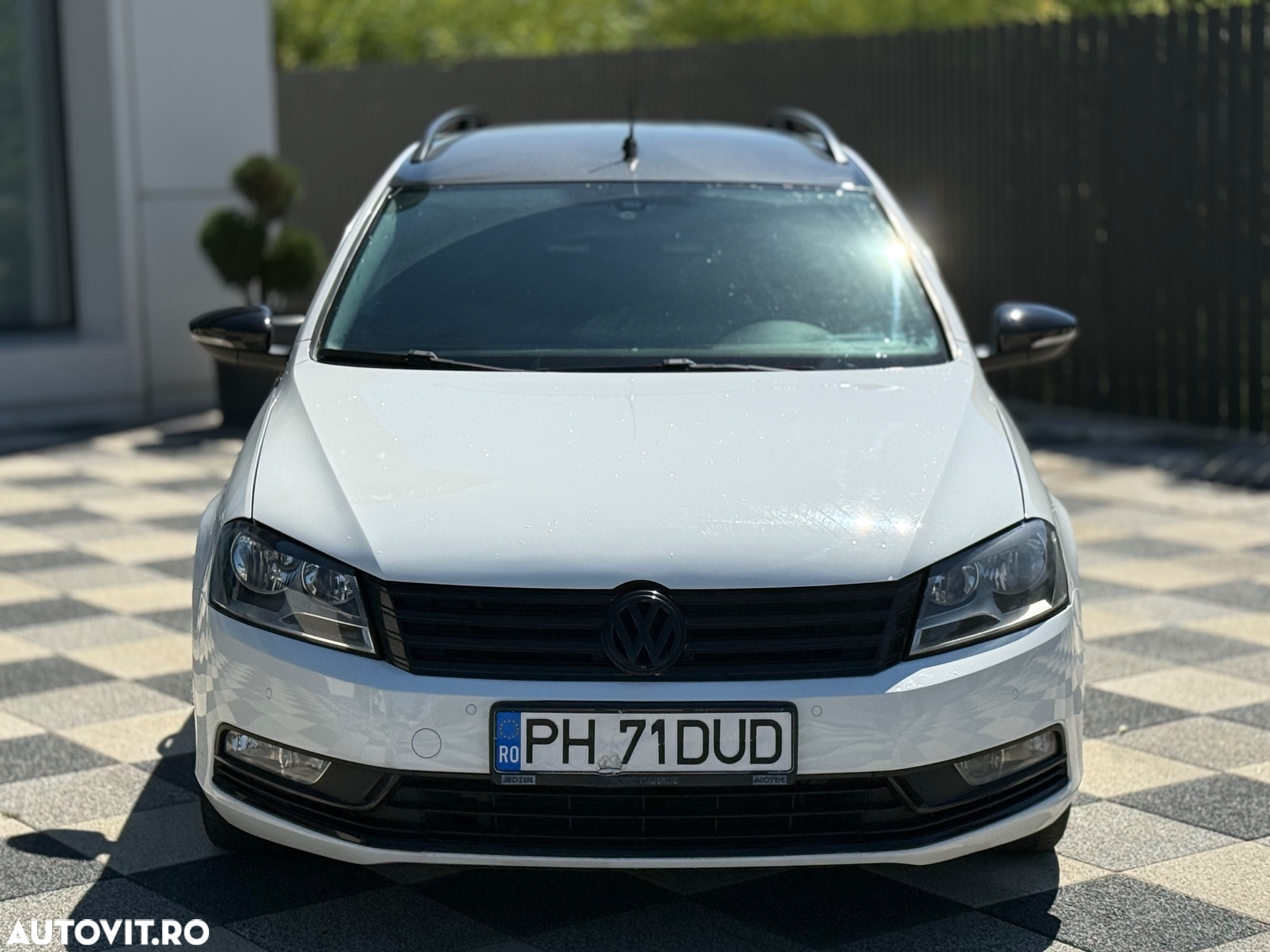 Volkswagen Passat Variant 2.0 Blue TDI DSG SCR Exclusive - 3