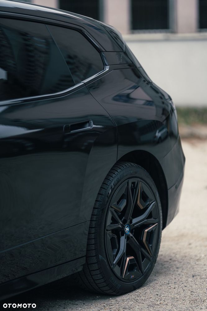 BMW iX M60 111.5kWh - 12