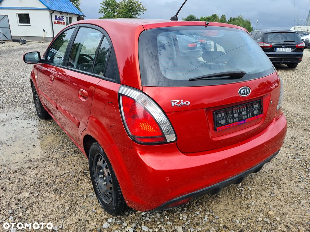 Kia Rio 1.4 Comfort - 5