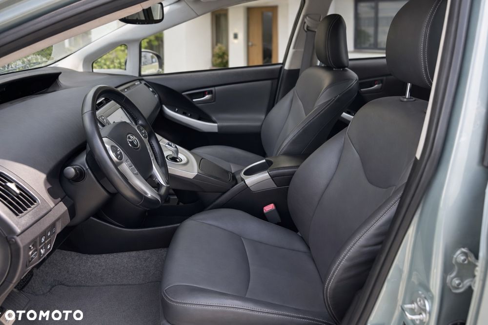 Toyota Prius - 7
