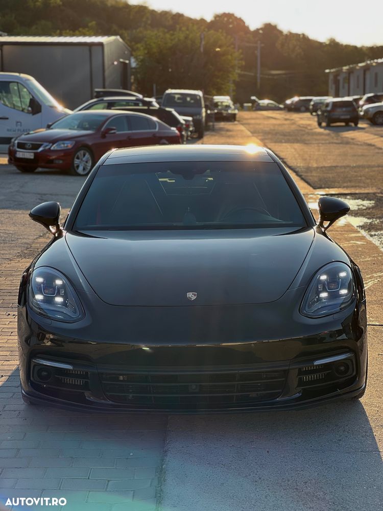 Porsche Panamera - 25