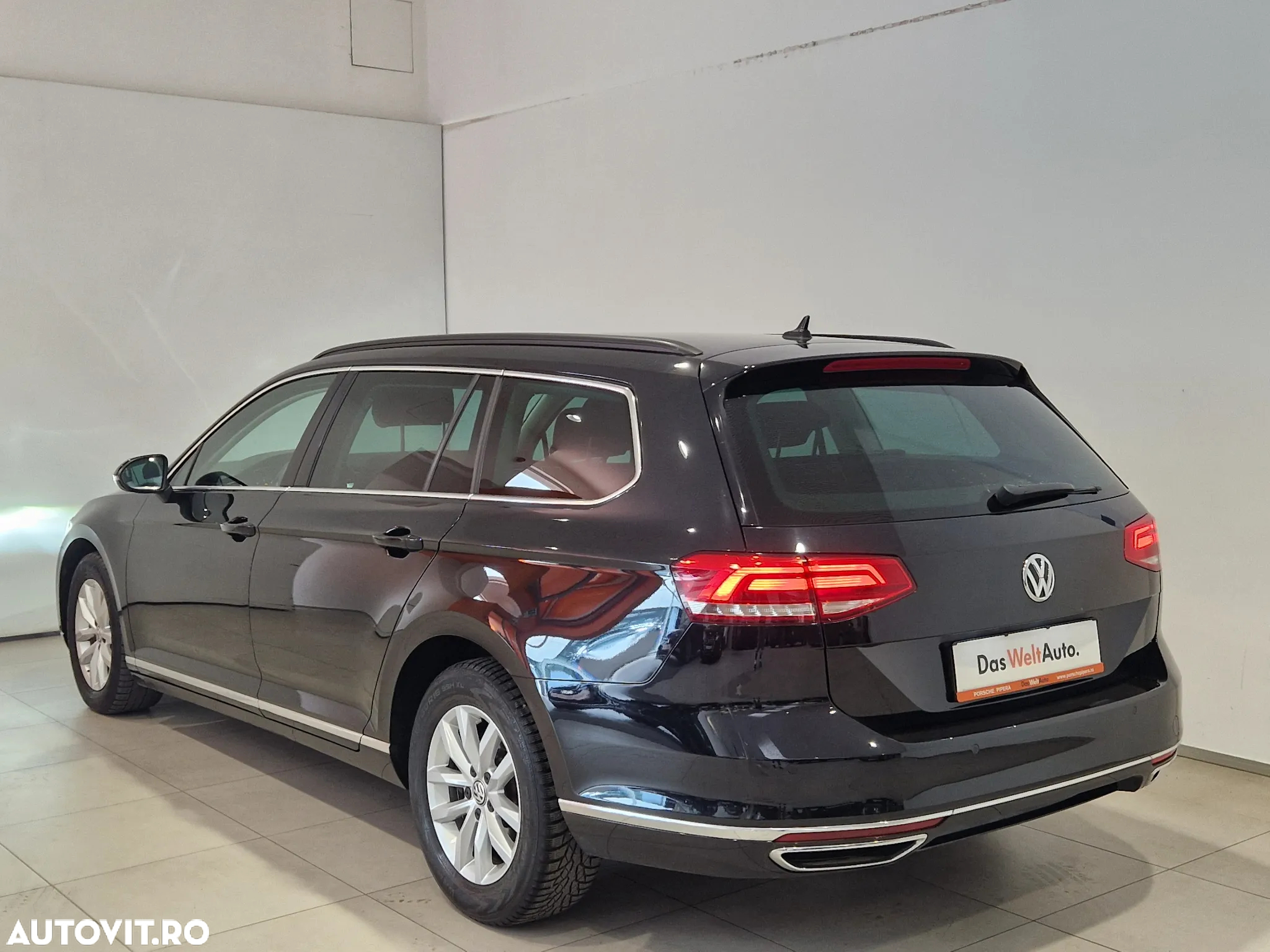 Volkswagen Passat Variant 2.0 TDI DSG Comfortline - 3