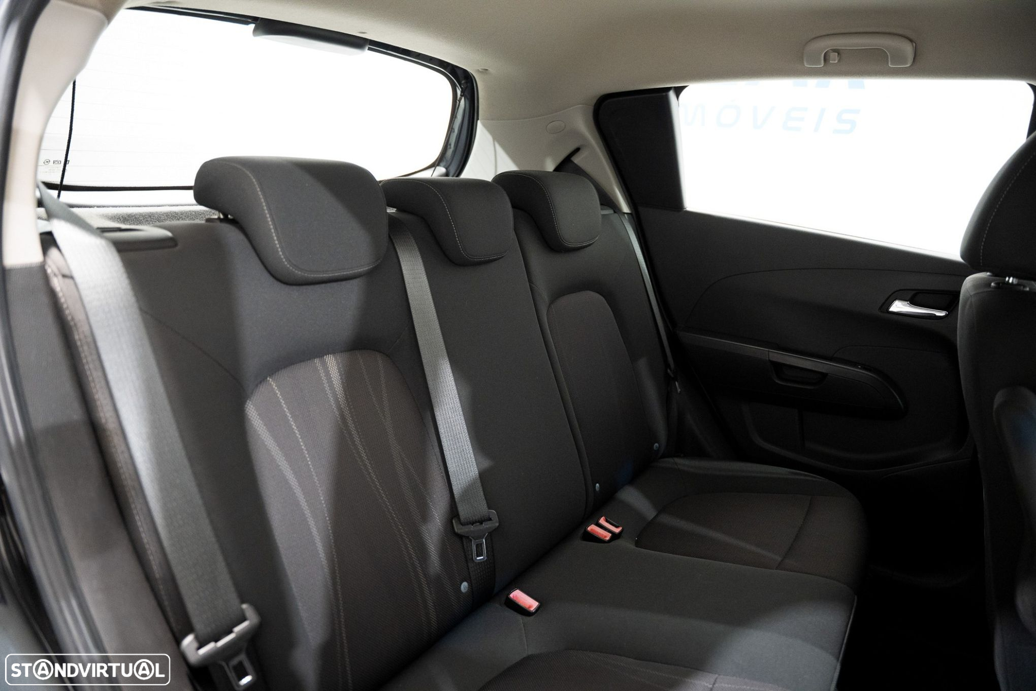 Chevrolet Aveo 1.2 LS - 10