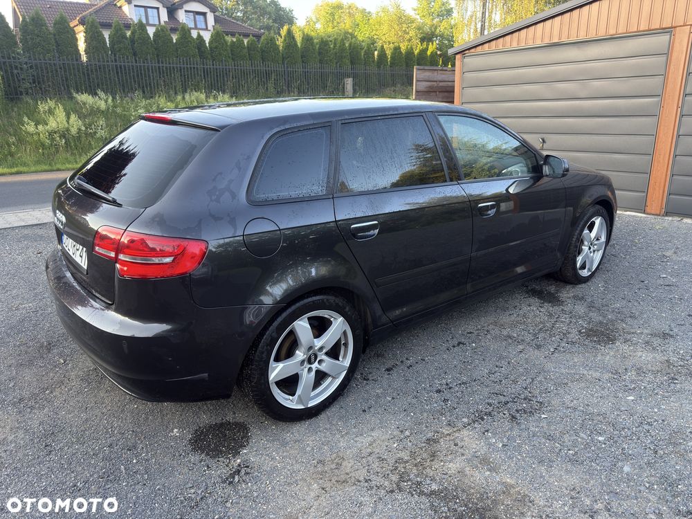 Audi A3 Sportback - 3