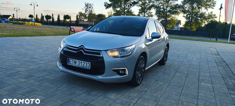 Citroën DS4 1.6 e-HDi SoChic MCP - 2