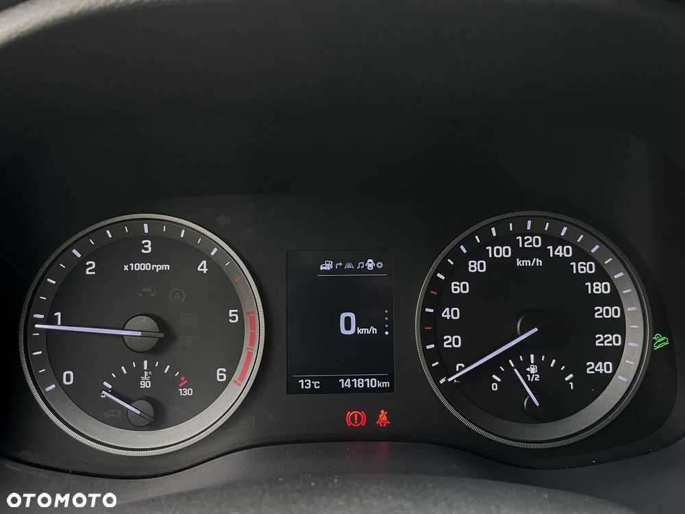 Hyundai Tucson blue 1.7 CRDi 2WD Style - 23