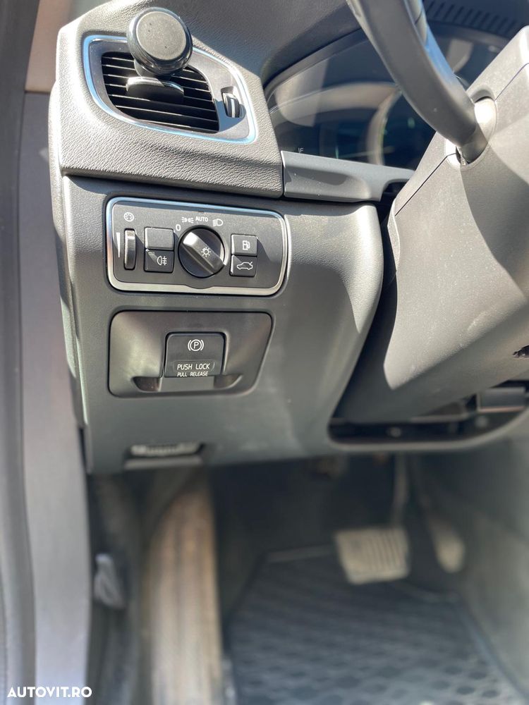 Volvo V60 D6 Plug-In-Hybrid AWD Geartronic Summum - 7