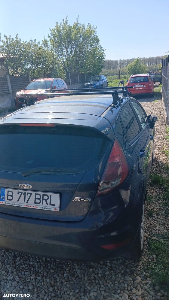 Ford Fiesta 1.5 TDCi DPF Titanium - 14