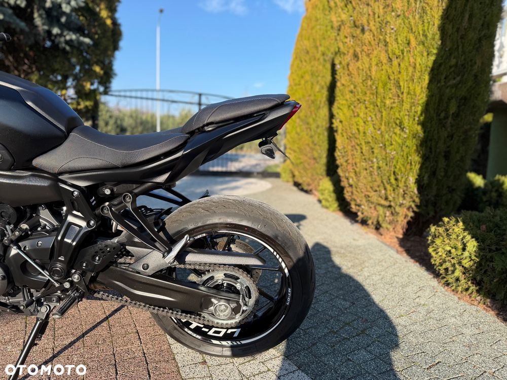 Yamaha MT - 24