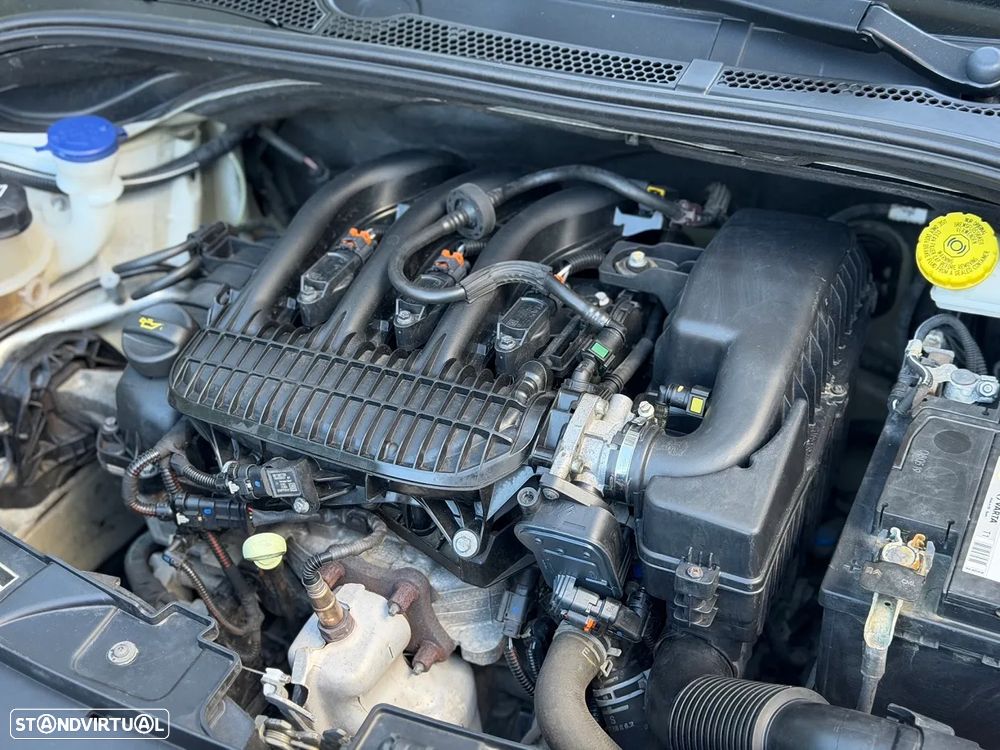 Citroën C3 1.2 PureTech Feel - 31