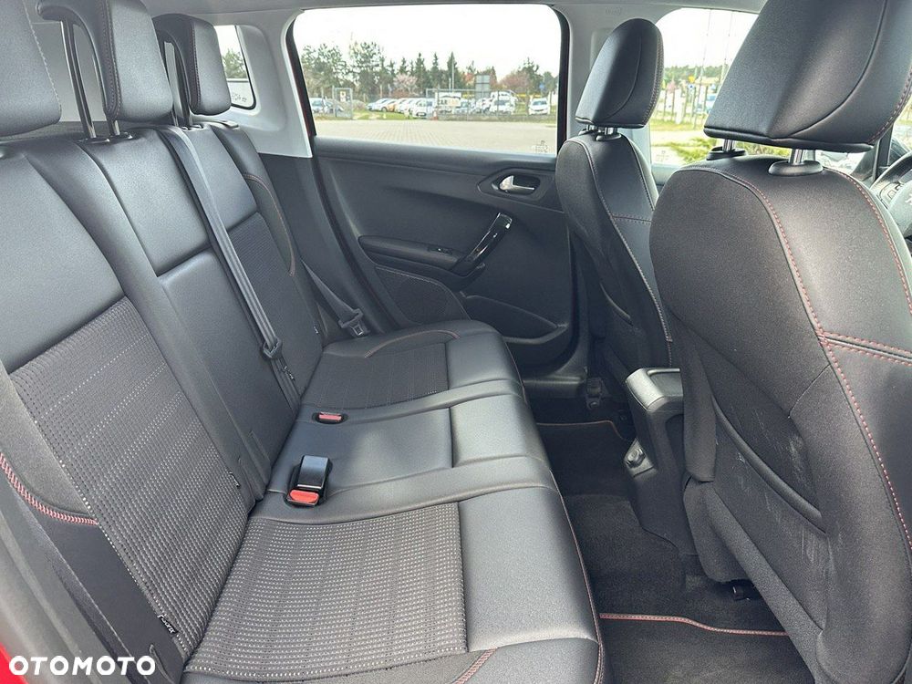 Peugeot 2008 PureTech 110 Stop&Start GT-Line Edition - 19