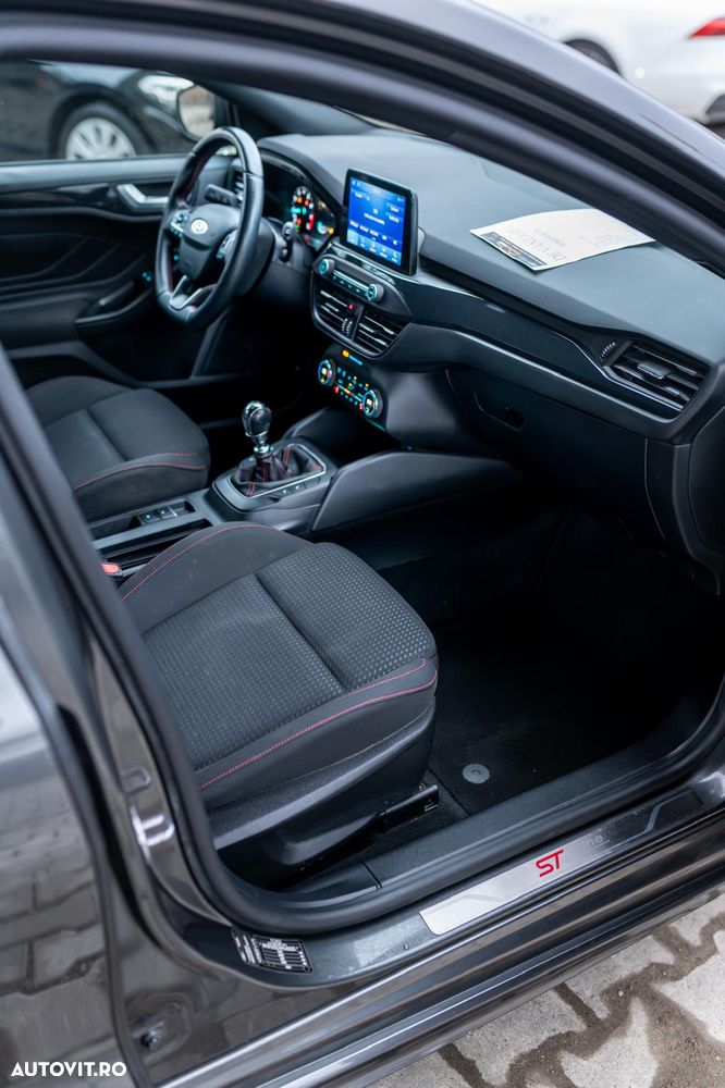 Ford Focus 1.0 EcoBoost Hybrid COOL&CONNECT DESIGN - 18