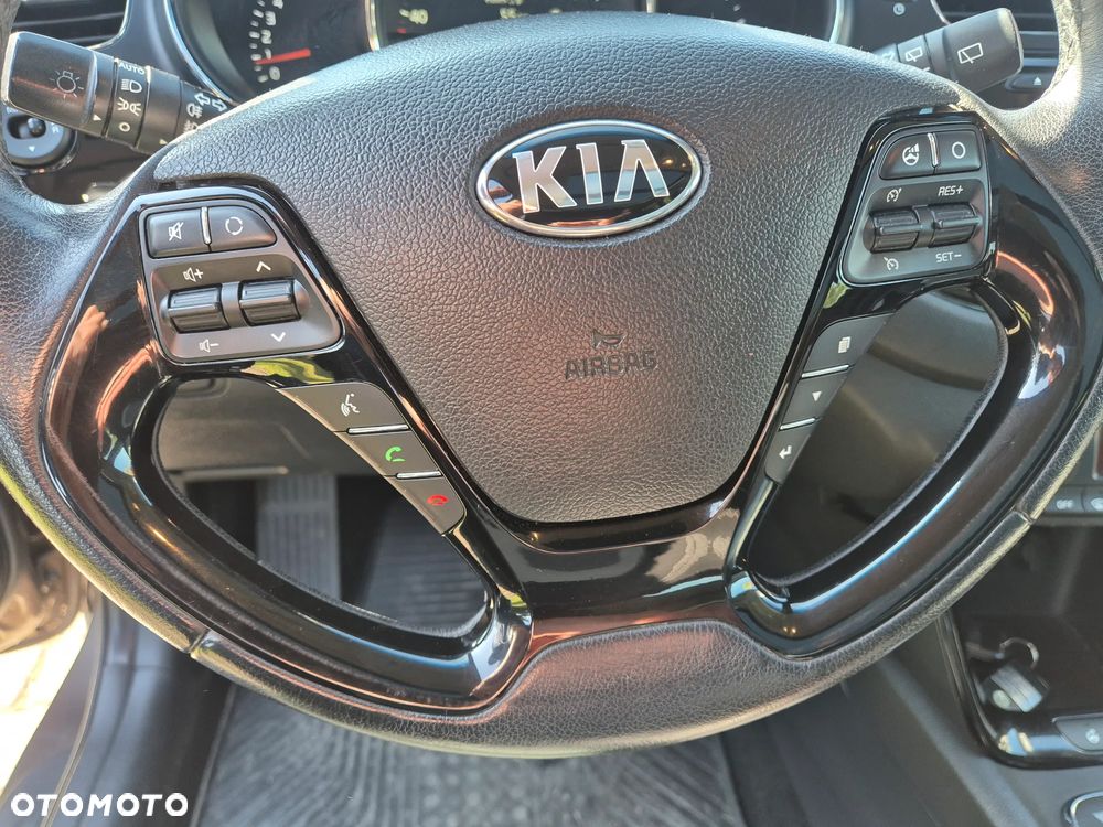 Kia Ceed 1.6 GDI L DCT - 18