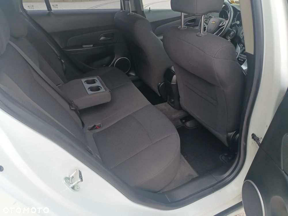 Chevrolet Cruze 1.8 LT - 10