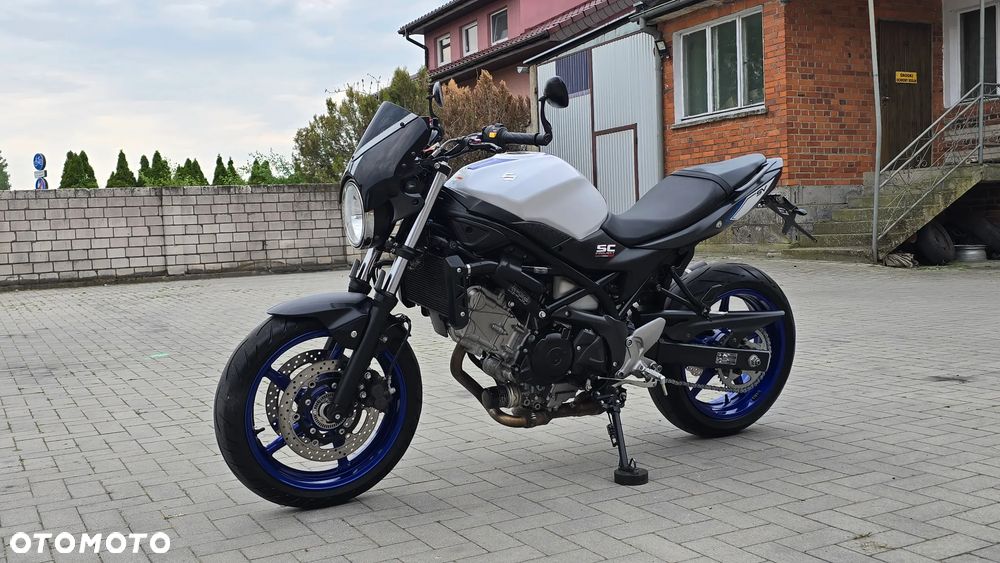Suzuki SV - 4