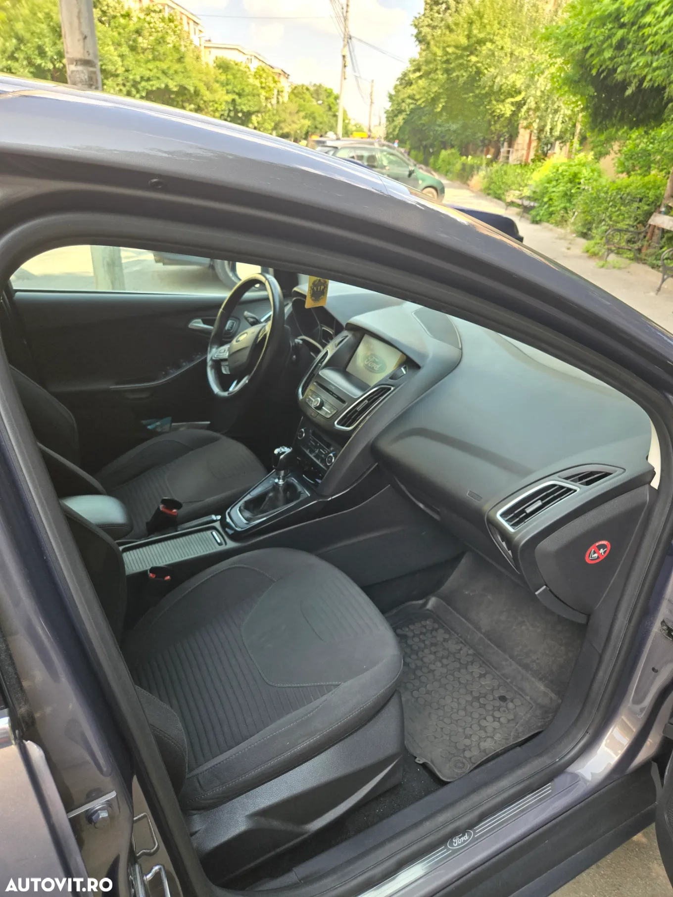 Ford Focus 1.0 EcoBoost Start Stop Titanium - 10