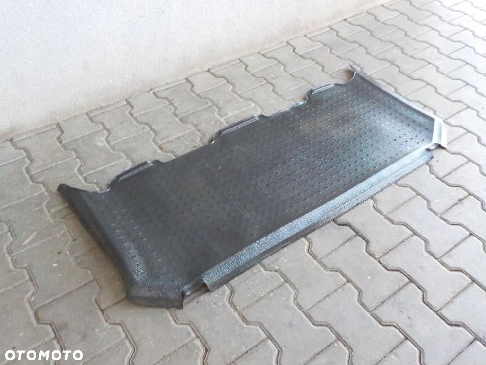 VW T5 T6 DOKA DUBELKABINA WYKŁADZINA GUMA PODŁOGA TYŁ - 1