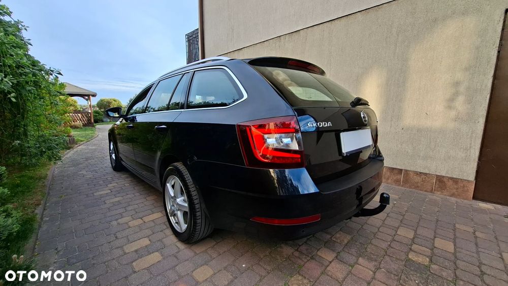 Skoda Octavia 2.0 TDI 4x4 DSG Style - 4
