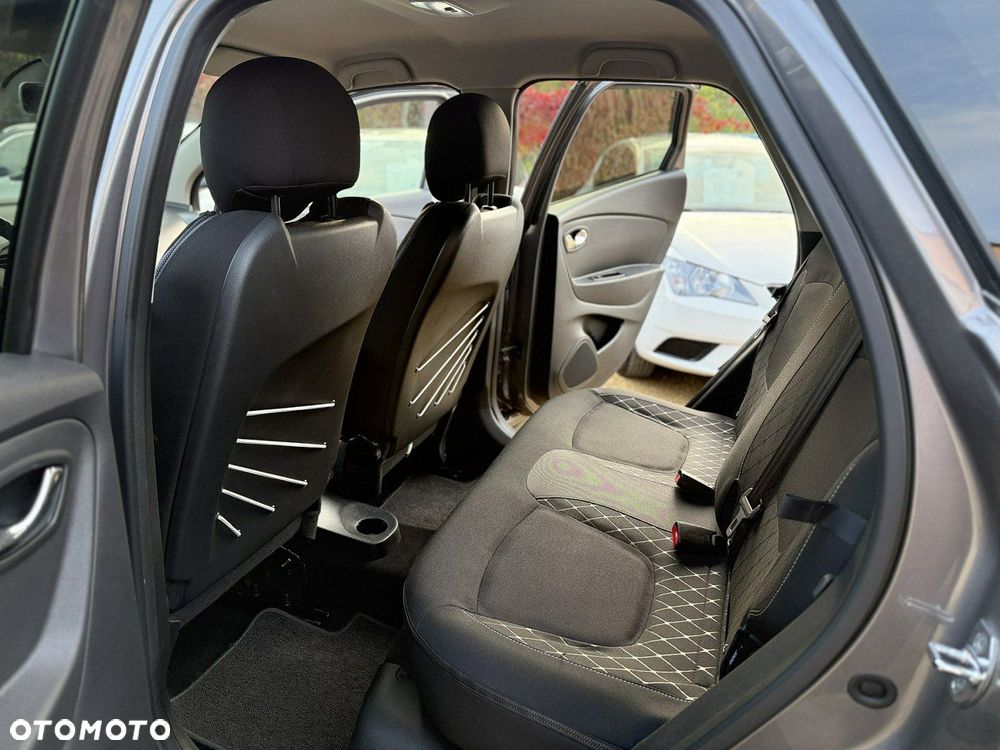 Renault Captur - 25