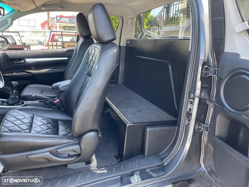 Toyota Hilux HILUX 4X4 2.4 (150CV) - 13