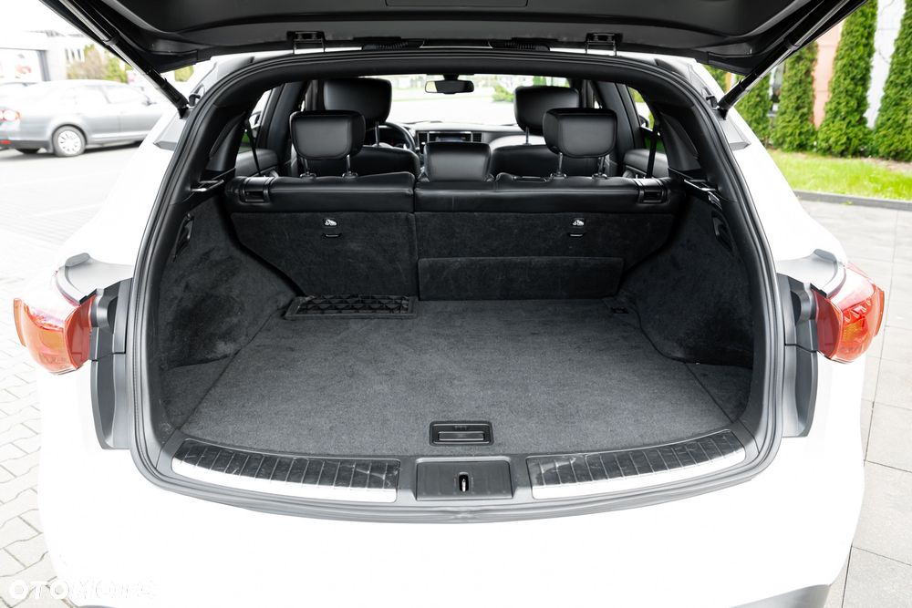 Infiniti QX70 3.0d S - 19