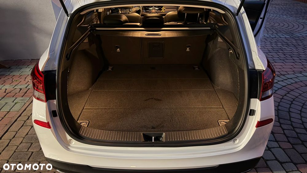 Hyundai i30 1.5 T-GDI 48V Premium DCT - 26