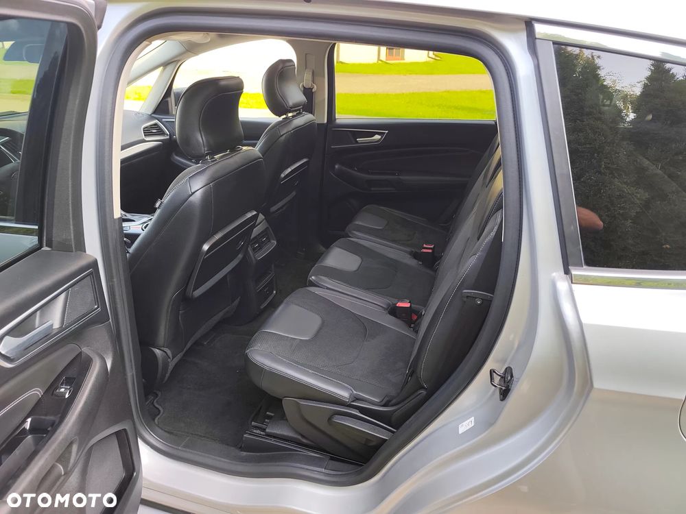 Ford S-Max 2.0 EcoBoost Titanium - 22