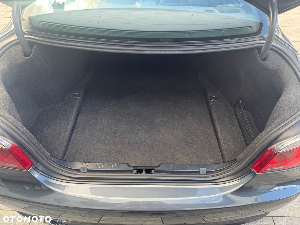 BMW Seria 5 525d - 5